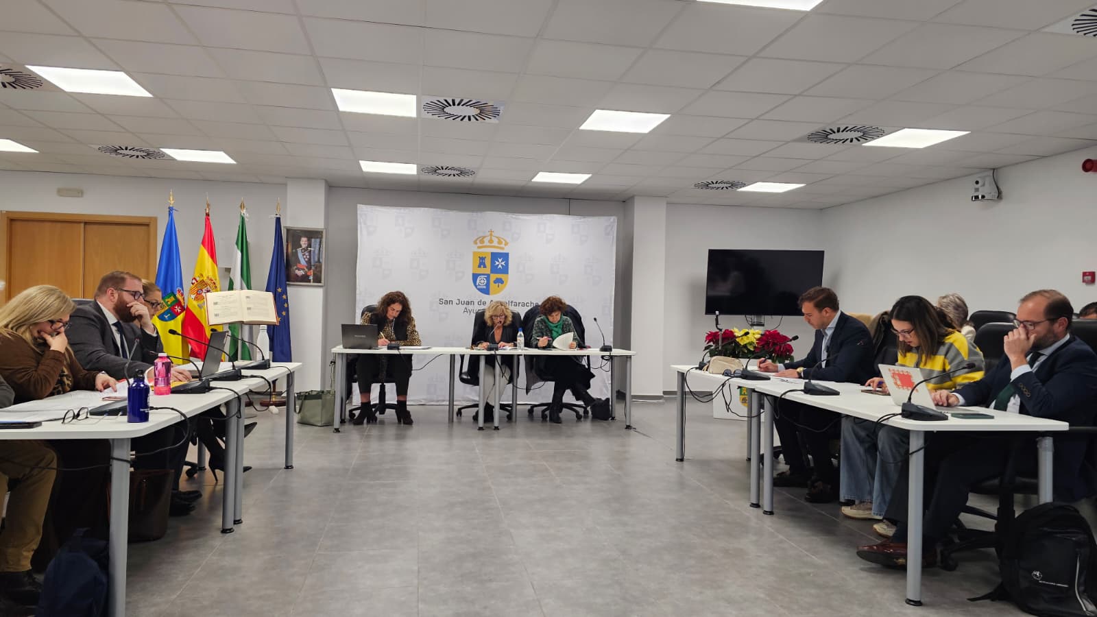 WhatsApp Image 2025-12-18 at 09.59.41 (13)