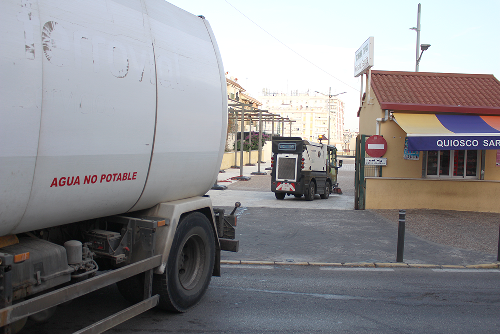 limpieza general plaza extremadura (6)