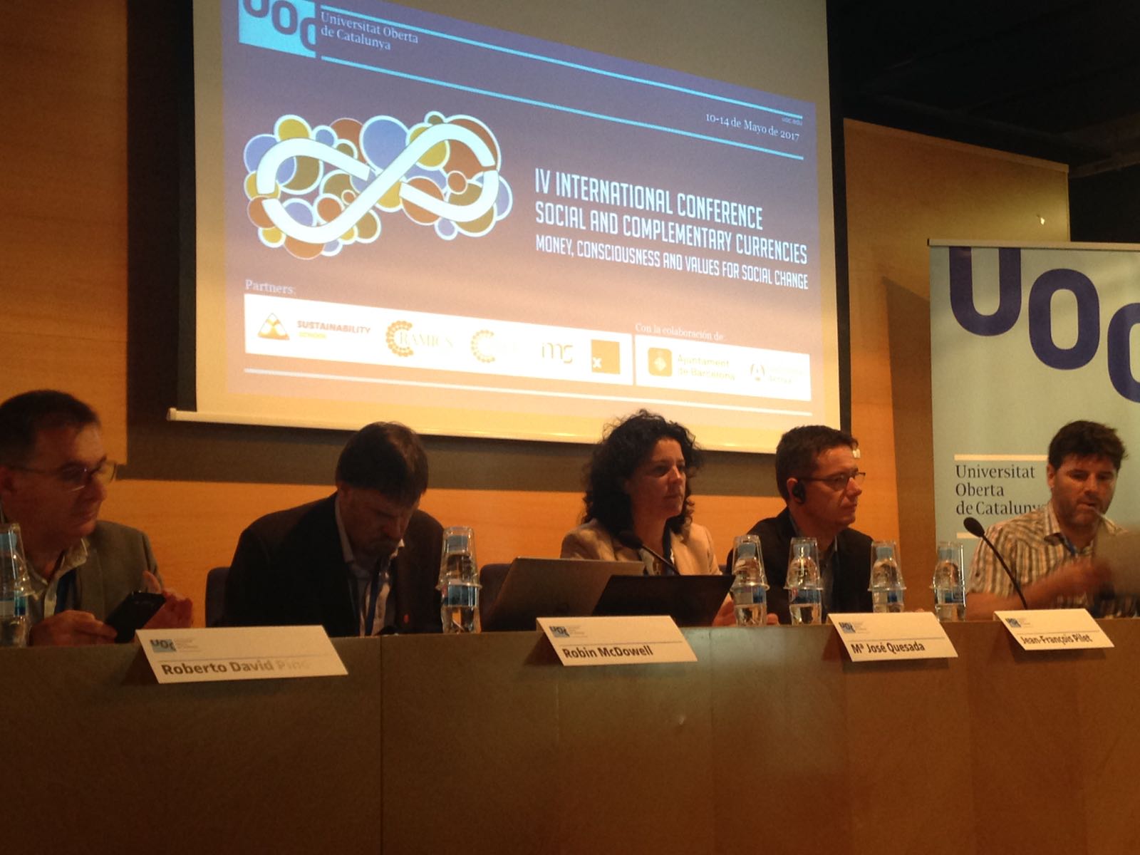 conferencia monedas sociales barcelona-2