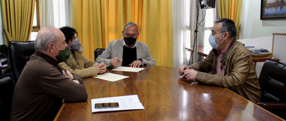 firma-convenio-ayuda-Ucrania-(2)