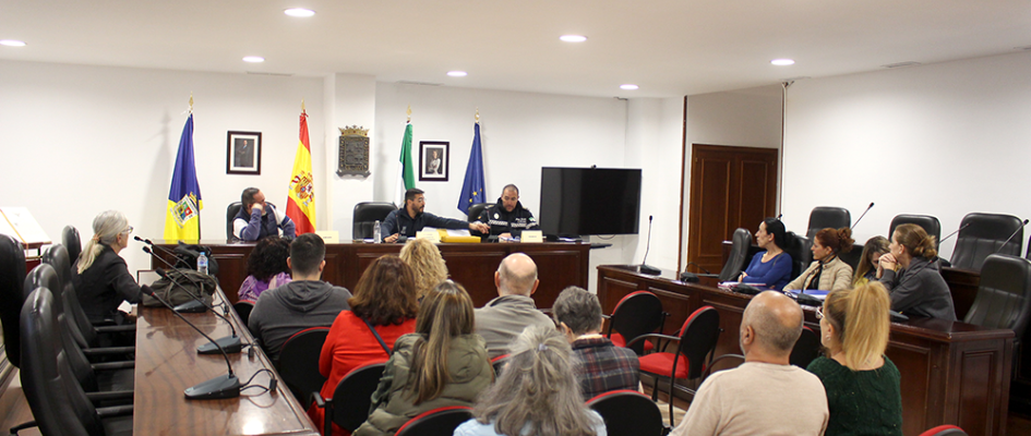 11 15 23 reunion colonias gatos (4)