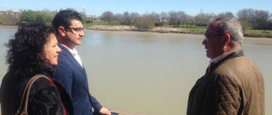 Gerente-de-Prodetur-y-alcalde-en-pantalánWEB